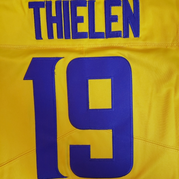 thielen jersey